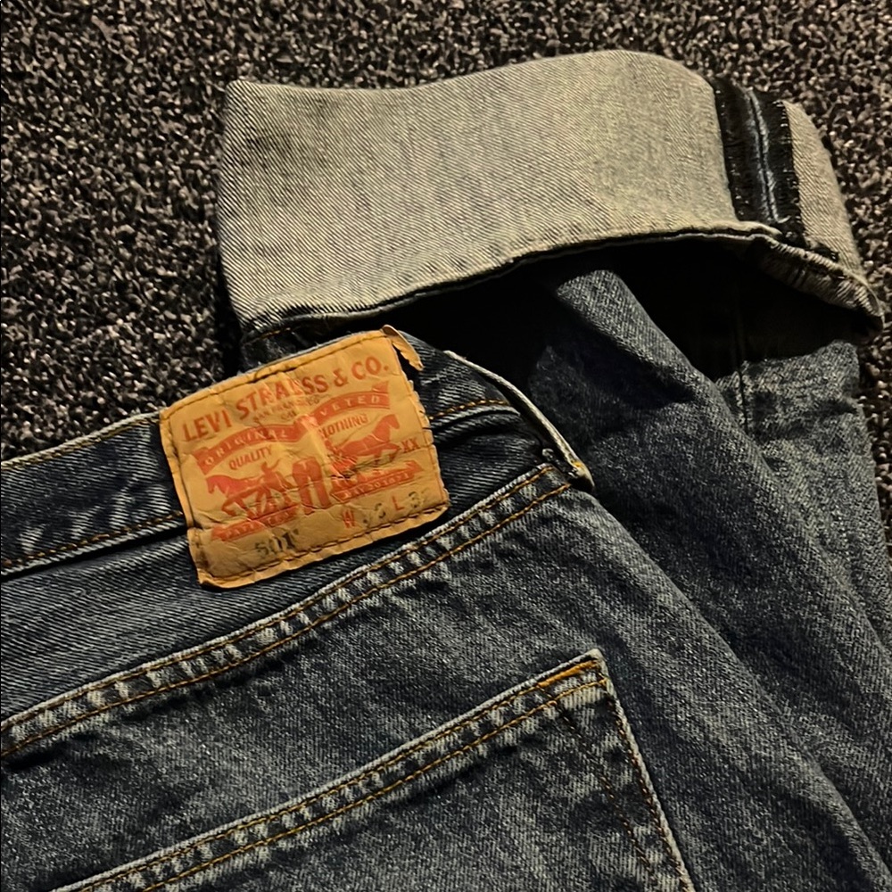 Levi's Blue Denim Jeans - Picture 3 of 3